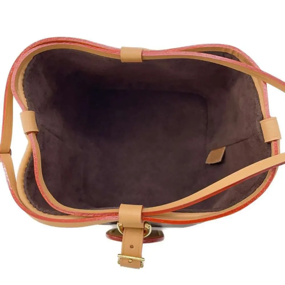 LOUIS VUITTON Brown Monogram Shoulder Bag - Picture 5 of 11